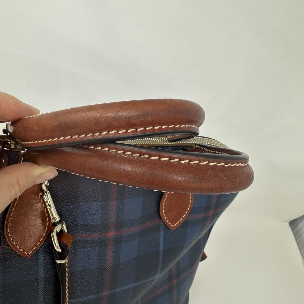 Dooney & Bourke Tiverton Plaid Zip Zip Satchel Navy Blue Shoulder Strap READ - Picture 5 of 16